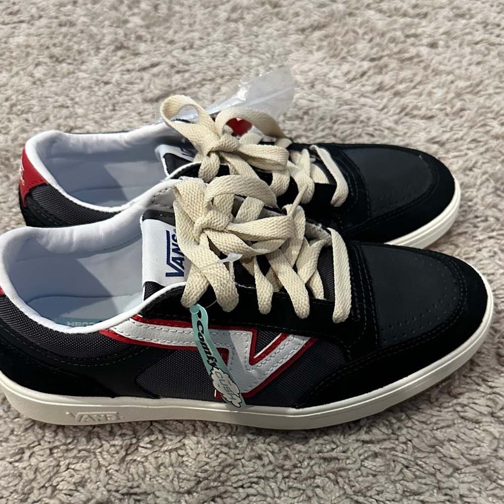 Vans Sneakers Lowland Comfycush Serio Black Red White